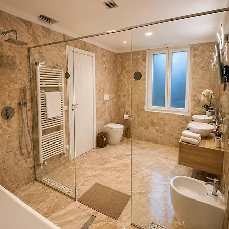 Διαμέρισμα Luxury 1 Al Duomo Di *